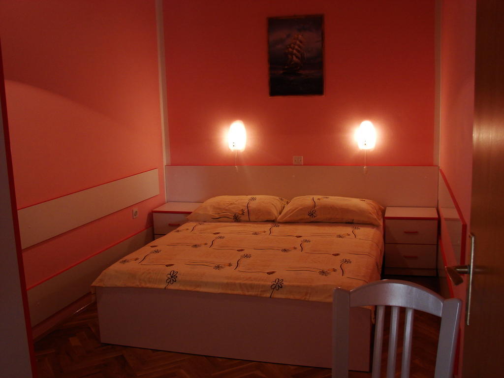 Apartments Slavko Supetarska Draga Pokój zdjęcie