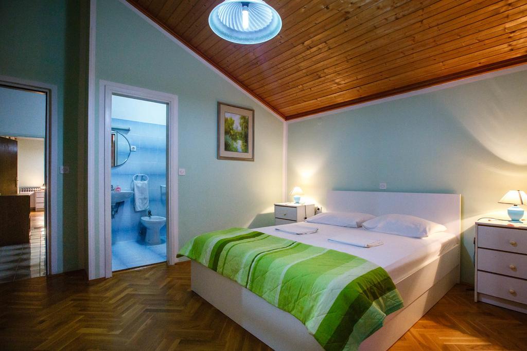 Apartments Slavko Supetarska Draga Zewnętrze zdjęcie