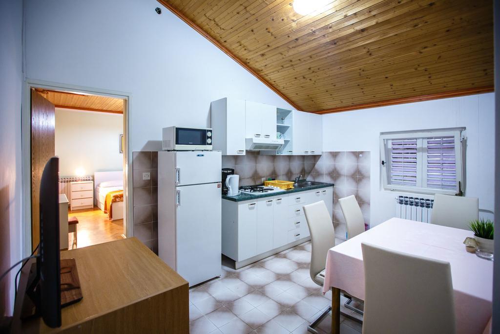 Apartments Slavko Supetarska Draga Zewnętrze zdjęcie