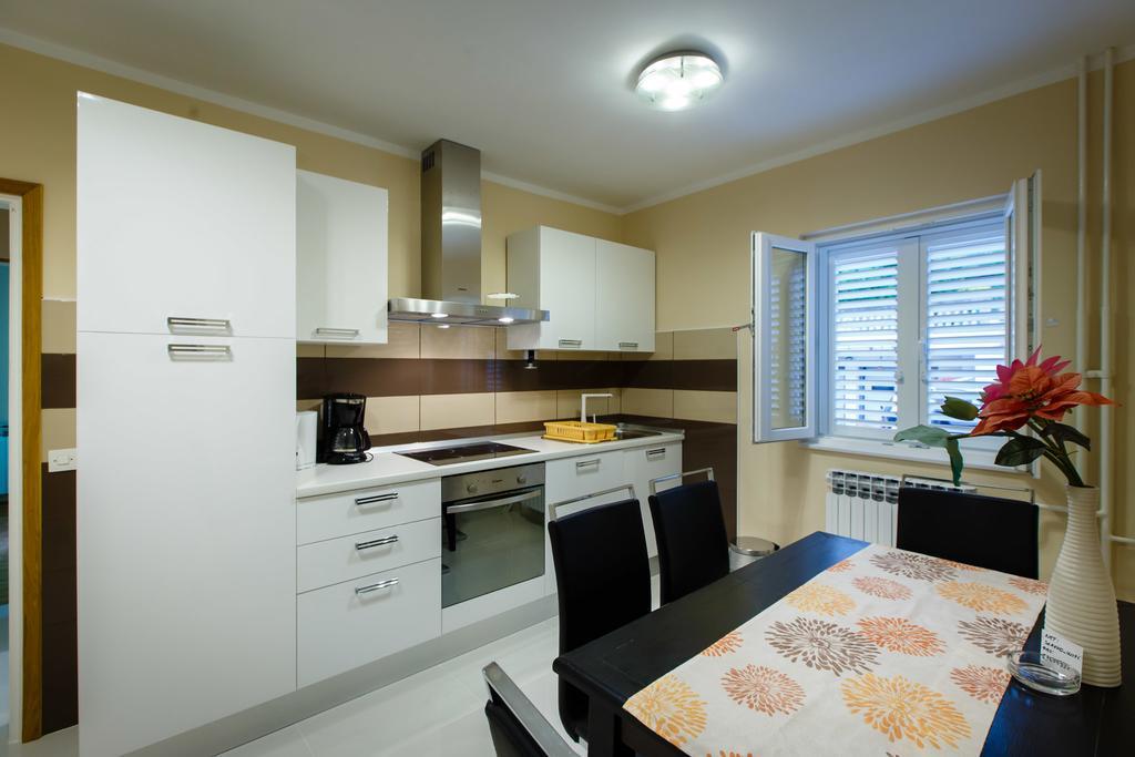 Apartments Slavko Supetarska Draga Zewnętrze zdjęcie