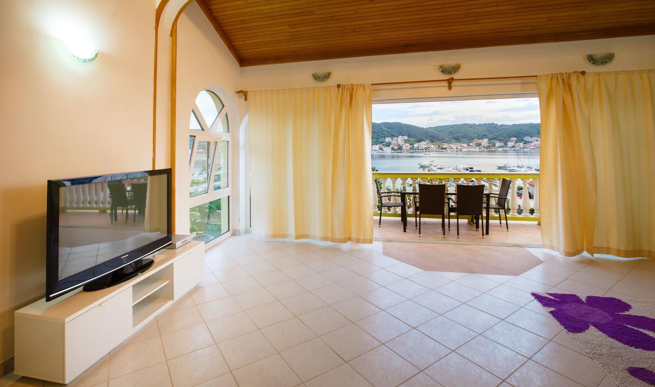 Apartments Slavko Supetarska Draga Zewnętrze zdjęcie