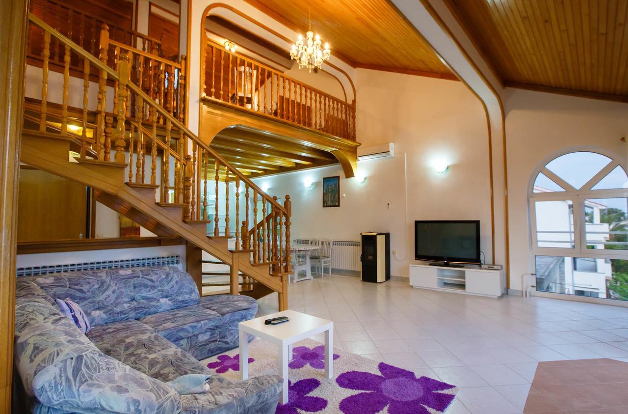 Apartments Slavko Supetarska Draga Zewnętrze zdjęcie