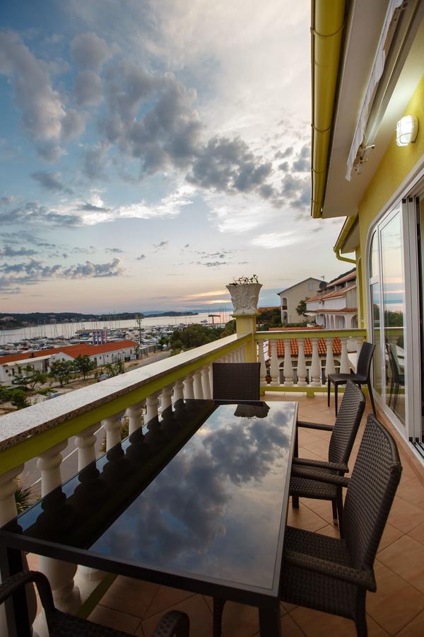 Apartments Slavko Supetarska Draga Zewnętrze zdjęcie